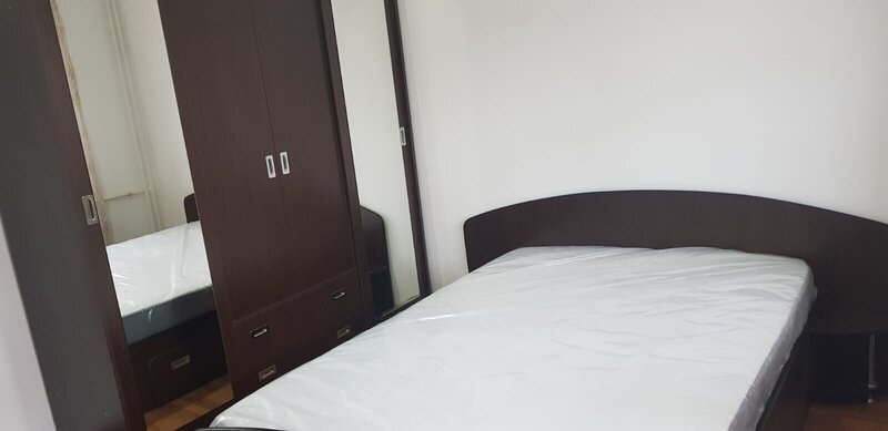 Decebal - Piata Alba Iulia vanzare apartament 3 camere