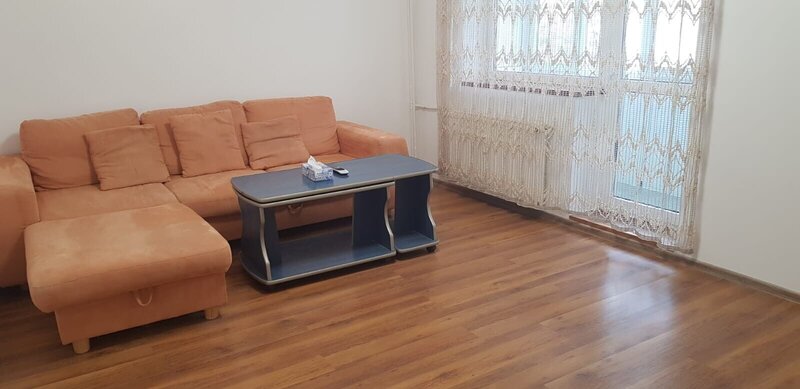 Decebal - Piata Alba Iulia vanzare apartament 3 camere